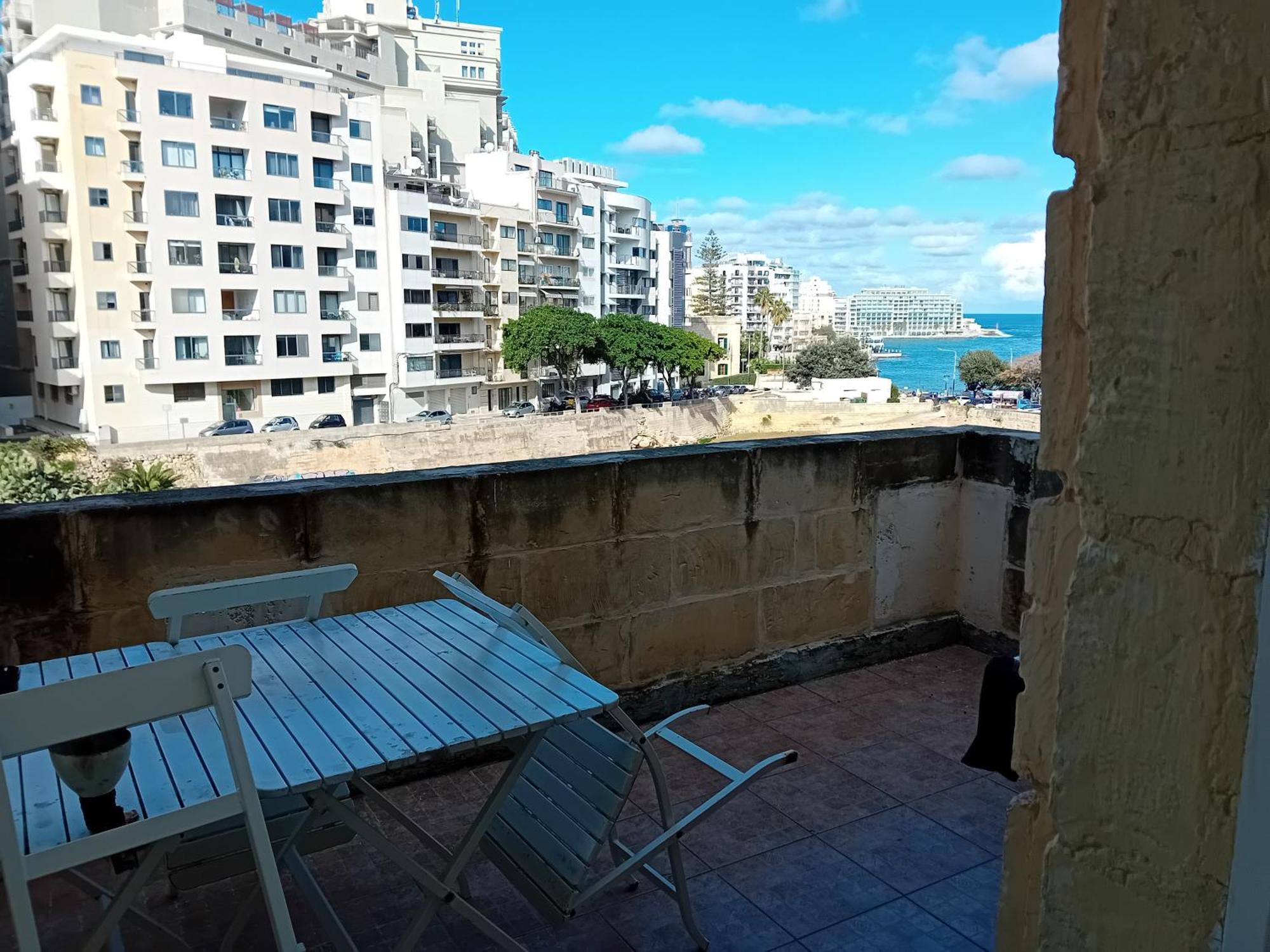 Follow The Sun Boutique Hostel - Pool, Breakfast & Sea Views San Julián Exterior foto